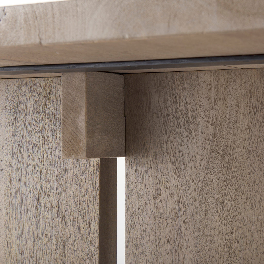 Table de salle à manger contemporaine en bois et métal avec piètement élégant