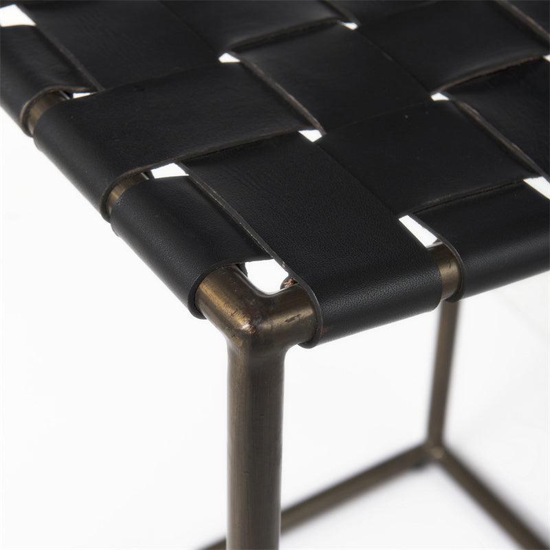 Tabouret de comptoir industriel sans accoudoirs en cuir et métal avec coussin pour salle à manger