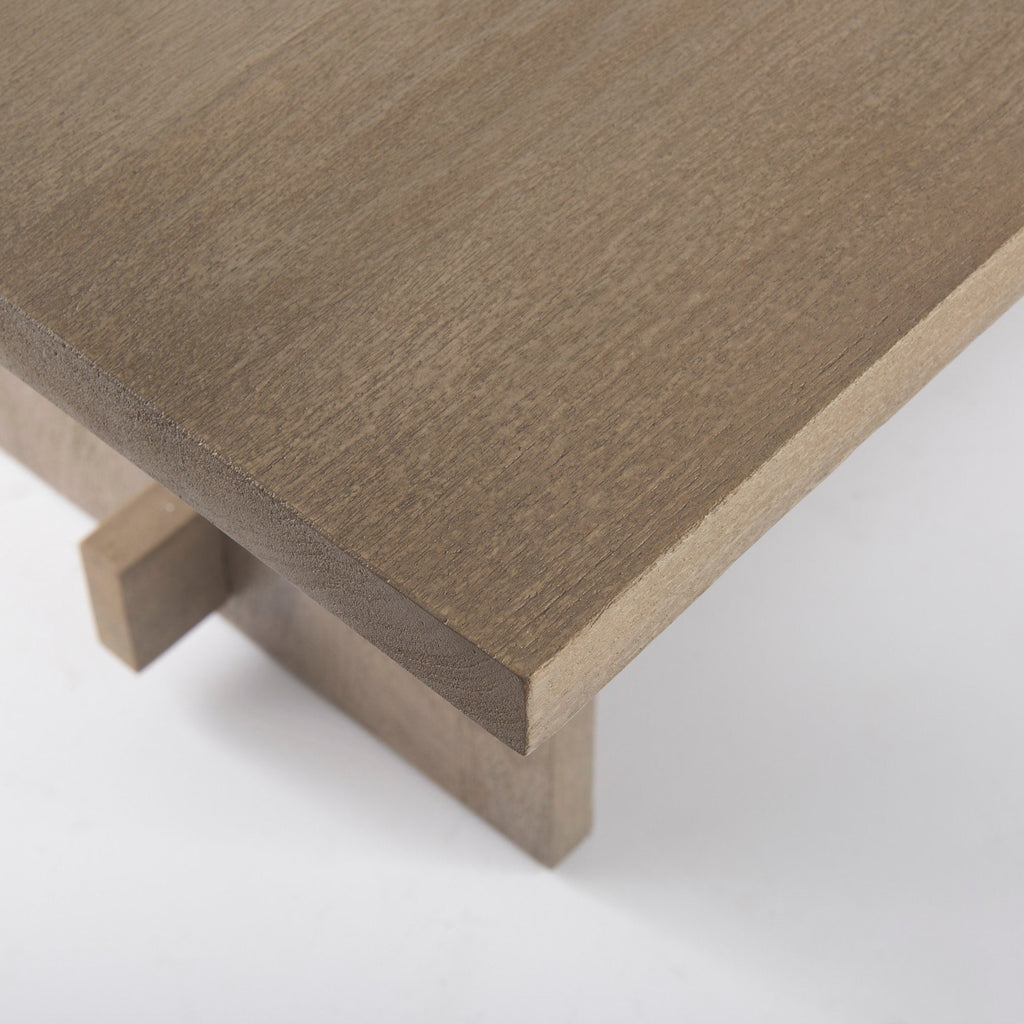 Table de salle à manger contemporaine en bois et métal avec piètement élégant