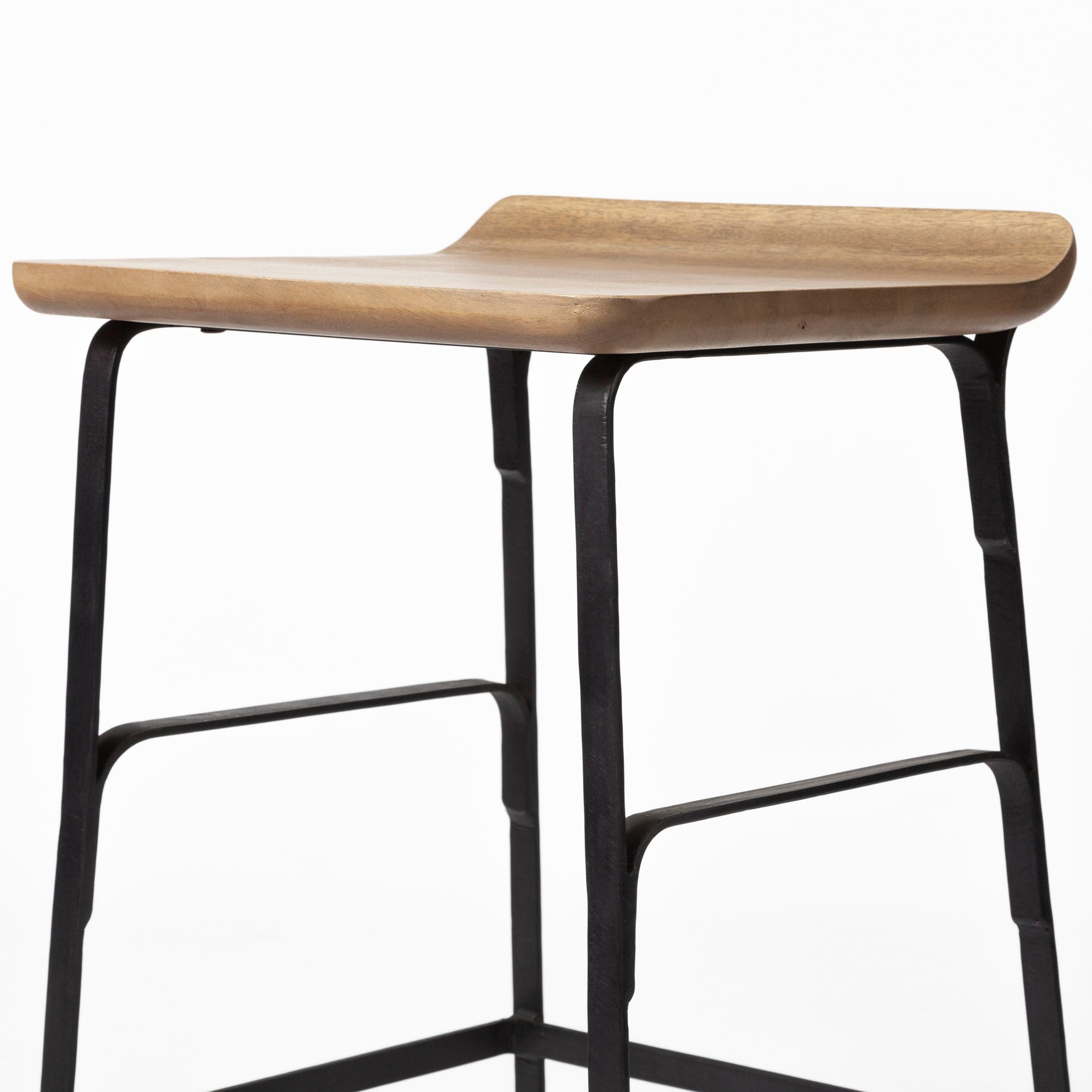 Tabouret de bar/comptoir moderne en bois et métal sans accoudoirs pour salle à manger