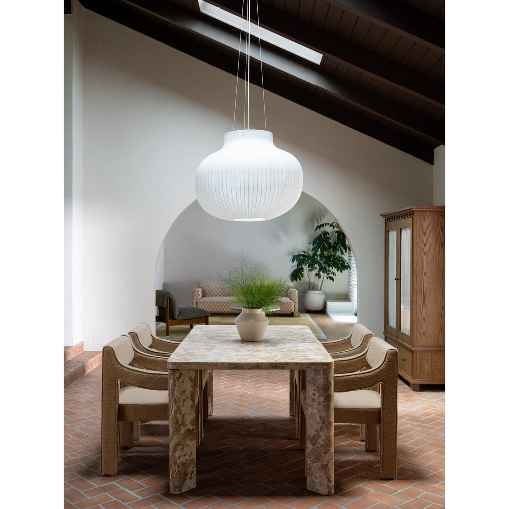 Table de salle à manger contemporaine en bois et métal avec piètement segmenté