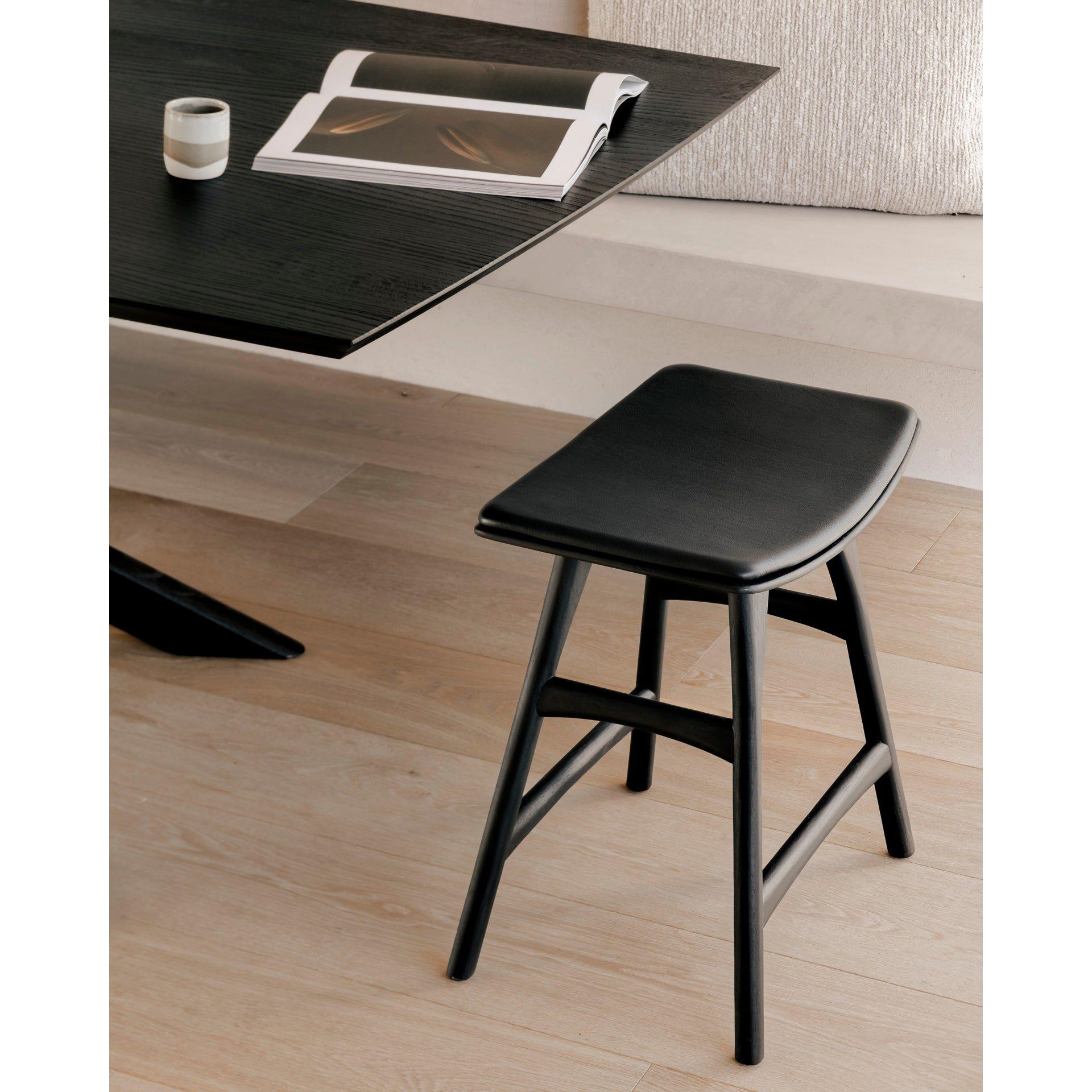 Tabouret de salle à manger en chêne et cuir scandinave avec assise coussinée