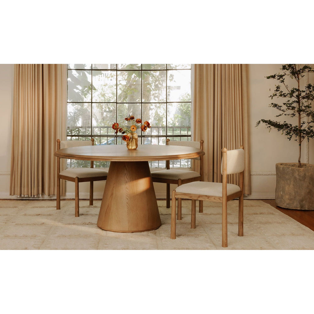 Table à manger en bois massif naturel avec bords organiques pour salle à manger