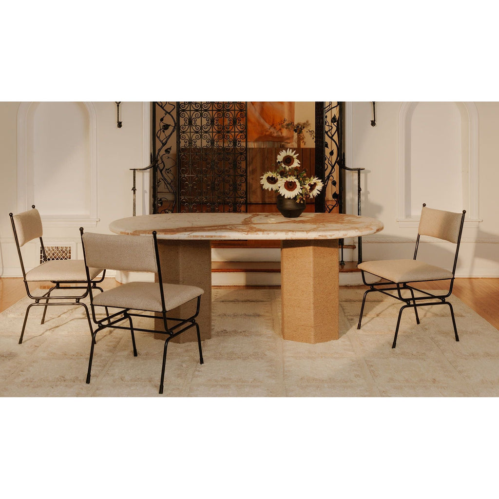Table à manger contemporaine en bois avec piètement à assemblages sur mesure pour salle à manger