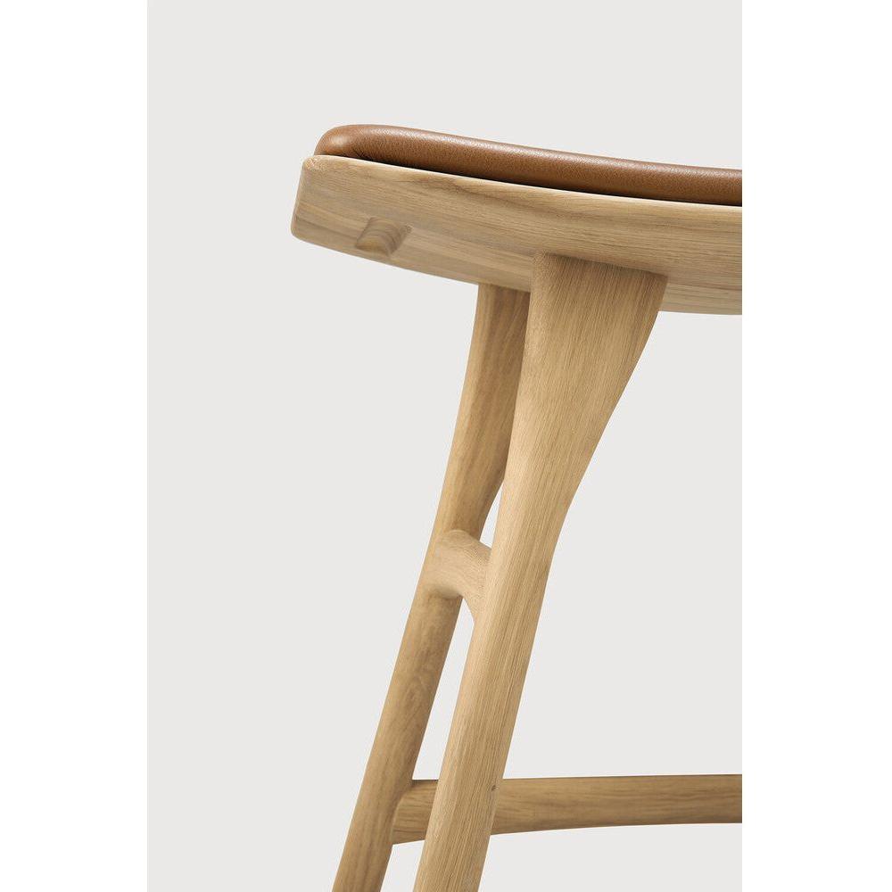 Tabouret de salle à manger en chêne et cuir scandinave avec assise coussinée